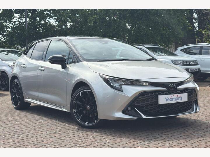 Toyota Corolla 2.0 VVT-h GR SPORT CVT Euro 6 (s/s) 5dr Toyota Corolla 2.0 VVT-h GR SPORT CVT Euro 6 (s/s) 5dr