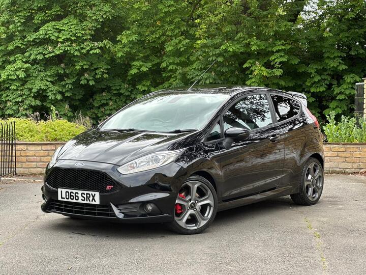 Ford Fiesta 1.6T EcoBoost ST-3 Euro 6 3dr