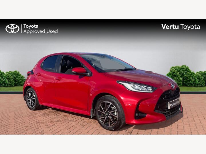 Toyota Yaris 1.5 VVT-h Design E-CVT Euro 6 (s/s) 5dr
