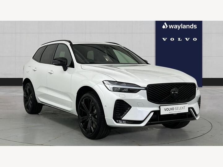 Volvo XC60 2.0 B5 MHEV Plus Black Edition Auto AWD Euro 6 (s/s) 5dr