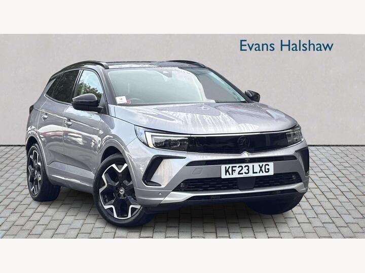 Vauxhall GRANDLAND HATCHBACK 1.6 14.2kWh Ultimate Auto Euro 6 (s/s) 5dr