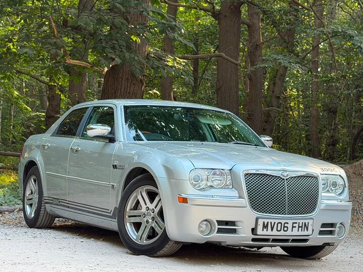 Chrysler 300C 3.0 CRD V6 4dr