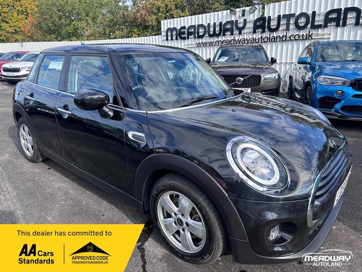 MINI Hatch 1.5 Cooper Classic Euro 6 (s/s) 5dr