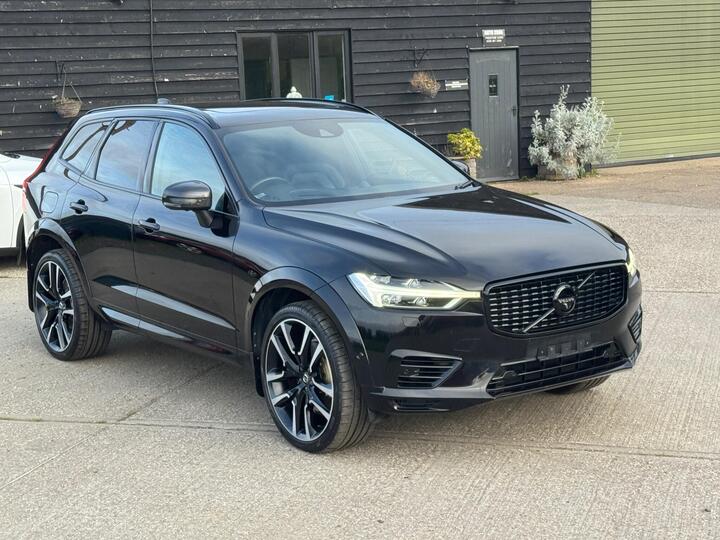 Volvo XC60 2.0h T8 Twin Engine 10.4kWh R-Design Pro Auto AWD Euro 6 (s/s) 5dr