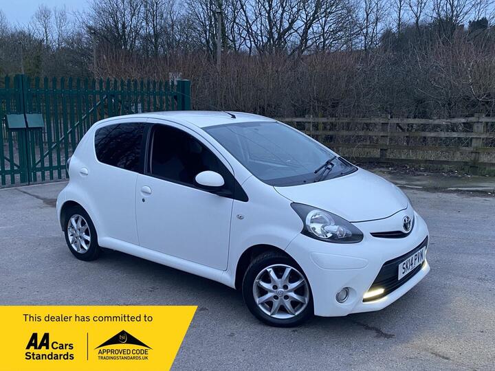 Toyota AYGO 1.0 VVT-i Mode Euro 5 5dr Toyota AYGO 1.0 VVT-i Mode Euro 5 5dr