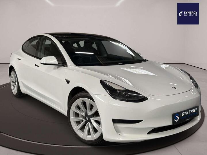 Tesla Model 3 Standard Range Plus Auto RWD 4dr