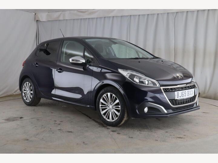 Peugeot 208 1.2 PureTech Signature Euro 6 (s/s) 5dr