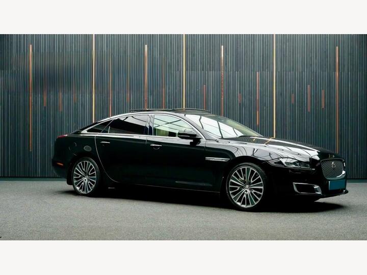 Jaguar XJ 3.0d V6 Autobiography Auto Euro 6 (s/s) 4dr (LWB)