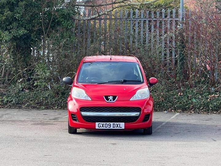 Peugeot 107 1.0 12V Verve Euro 4 3dr Peugeot 107 1.0 12V Verve Euro 4 3dr