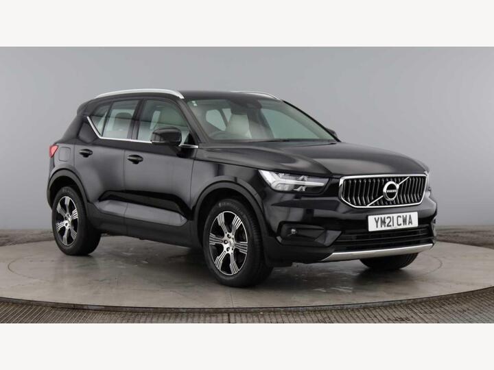 Volvo XC40 2.0 B4 MHEV Inscription Auto Euro 6 (s/s) 5dr