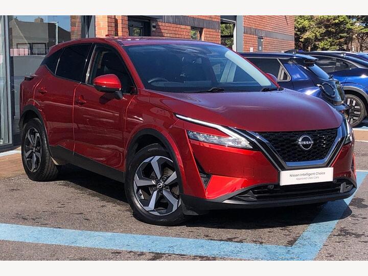 Nissan Qashqai 1.3 DIG-T MHEV N-Connecta XTRON Euro 6 (s/s) 5dr