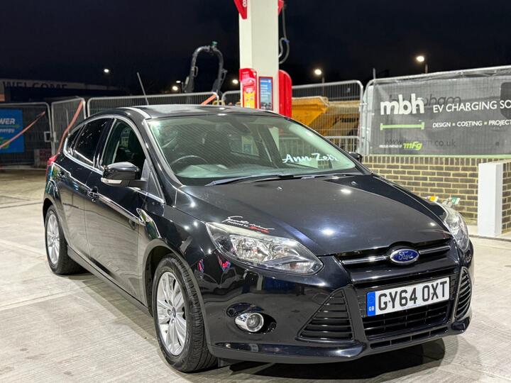 Ford Focus 1.0T EcoBoost Titanium Navigator Euro 5 (s/s) 5dr