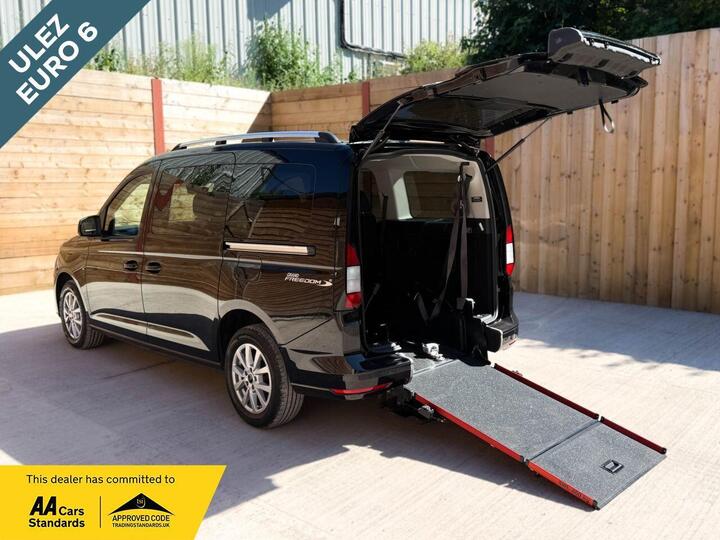 Ford GRAND TOURNEO CONNECT 2.0 EcoBlue Titanium DCT Euro 6 (s/s) 5dr