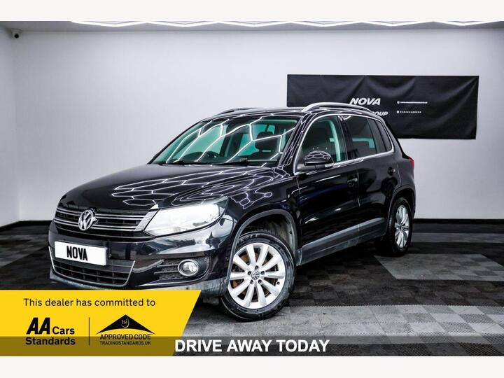 Volkswagen TIGUAN 2.0 TDI BlueMotion Tech Match DSG 4WD Euro 5 (s/s) 5dr