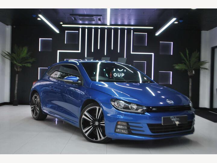 Volkswagen Scirocco 2.0 TSI BlueMotion Tech R-Line DSG Euro 6 (s/s) 3dr