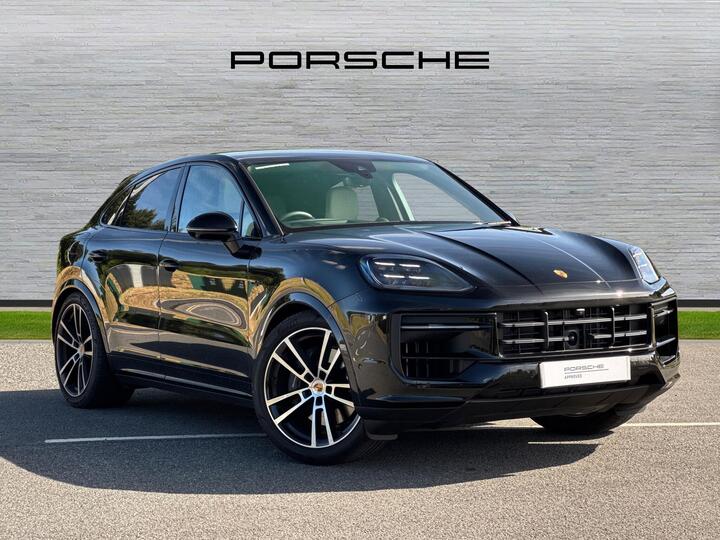 Porsche Cayenne 3.0 V6 E-Hybrid 25.9kWh Black Edition TiptronicS 4WD Euro 6 (s/s) 5dr Porsche Cayenne 3.0 V6 E-Hybrid 25.9kWh Black Edition TiptronicS 4WD Euro 6 (s/s) 5dr