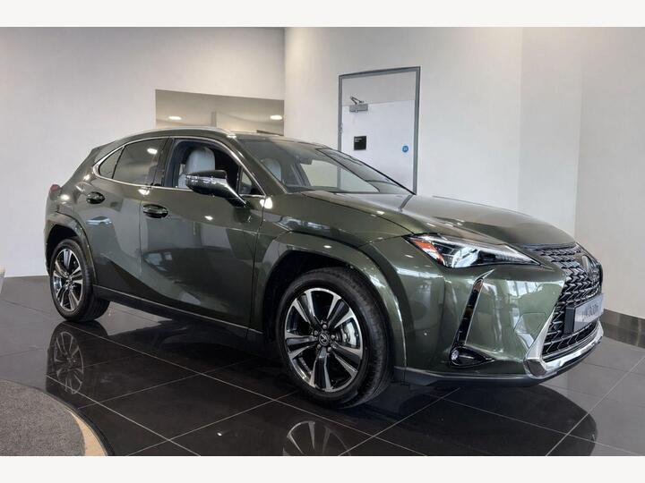 Lexus UX 2.0 300h Takumi E-CVT Euro 6 (s/s) 5dr