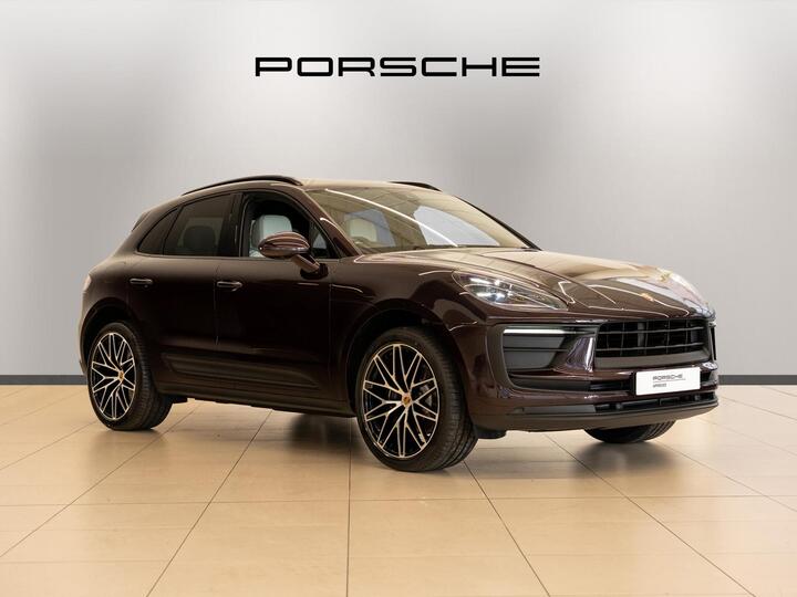 Porsche Macan 2.0T PDK 4WD Euro 6 (s/s) 5dr Porsche Macan 2.0T PDK 4WD Euro 6 (s/s) 5dr