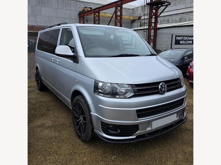 Volkswagen CARAVELLE 2.0 BiTDI BlueMotion Tech SE DSG Euro 5 (s/s) 5dr Volkswagen CARAVELLE 2.0 BiTDI BlueMotion Tech SE DSG Euro 5 (s/s) 5dr
