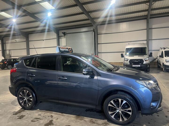 Toyota RAV4 2.0 D-4D Icon 2WD Euro 5 (s/s) 5dr