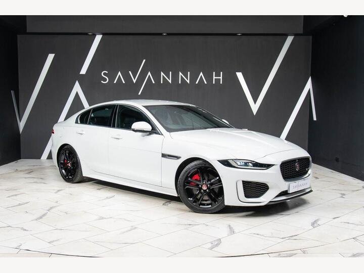 Jaguar XE 2.0 D200 MHEV R-Dynamic SE Auto Euro 6 (s/s) 4dr