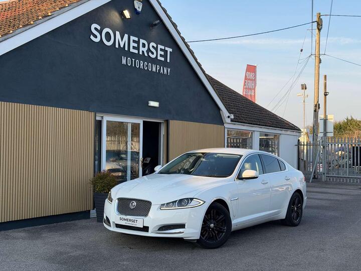 Jaguar XF 2.2d Luxury Auto Euro 5 (s/s) 4dr
