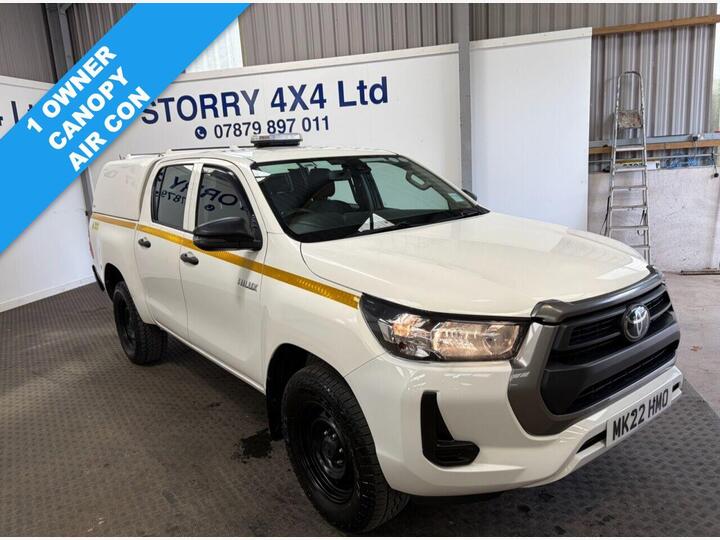 Toyota HILUX 2.4 D-4D Active Extra Cab Pickup 4WD Euro 6 (s/s) 4dr