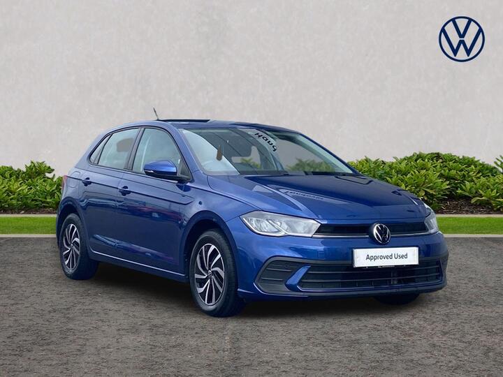 Volkswagen Polo 1.0 TSI Life Euro 6 (s/s) 5dr Volkswagen Polo 1.0 TSI Life Euro 6 (s/s) 5dr