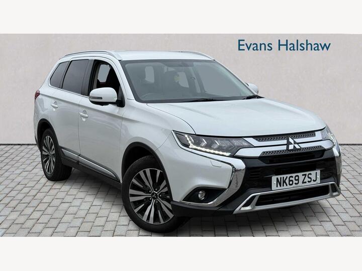 Mitsubishi OUTLANDER 2.0 MIVEC Exceed CVT 4WD Euro 6 (s/s) 5dr