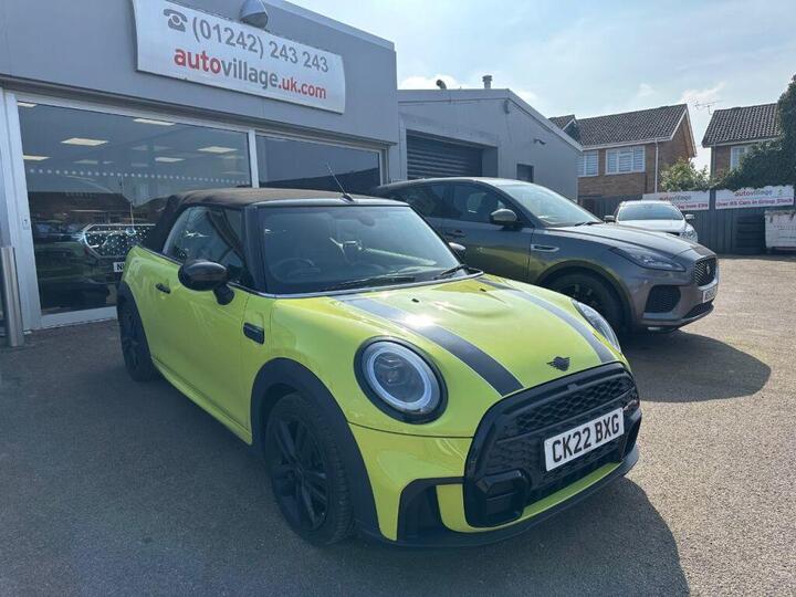 MINI Convertible 1.5 Cooper Sport Euro 6 (s/s) 2dr MINI Convertible 1.5 Cooper Sport Euro 6 (s/s) 2dr
