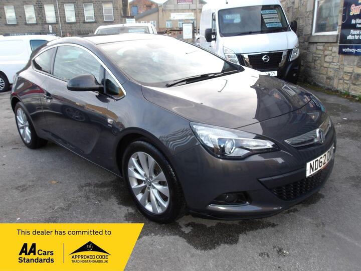 Vauxhall Astra GTC 1.4T SRi Euro 5 (s/s) 3dr Vauxhall Astra GTC 1.4T SRi Euro 5 (s/s) 3dr