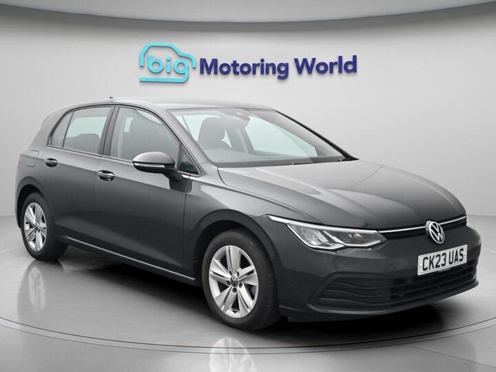 Volkswagen Golf 1.5 ETSI MHEV Life DSG Euro 6 (s/s) 5dr