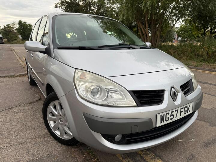 Renault Scenic 1.6 VVT Dynamique 5dr