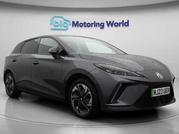 MG MG4 64kWh Trophy Long Range Auto 5dr