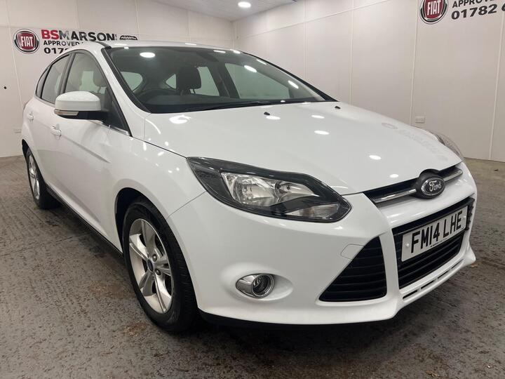 Ford Focus 1.6 Zetec Powershift Euro 5 5dr