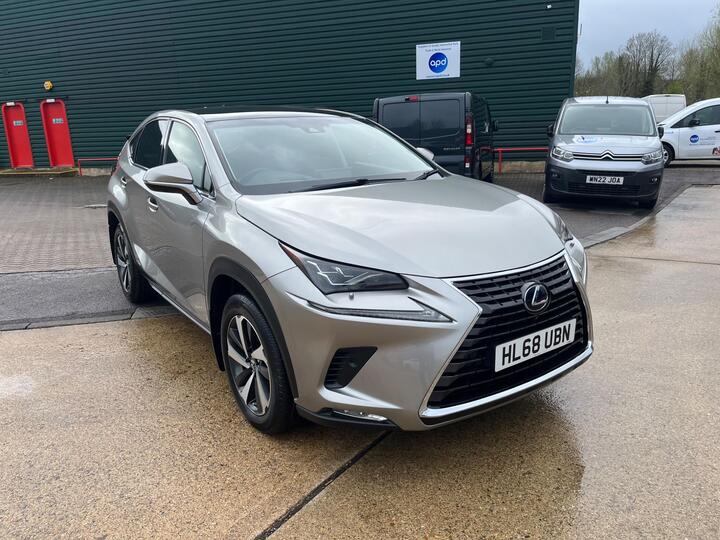 Lexus NX 2.5 300h Takumi E-CVT 4WD Euro 6 (s/s) 5dr