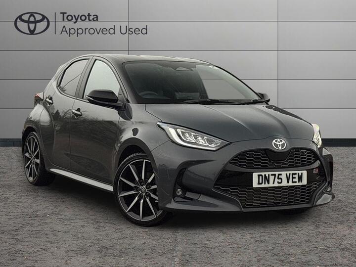 Toyota Yaris 1.5 VVT-h GR SPORT E-CVT Euro 6 (s/s) 5dr