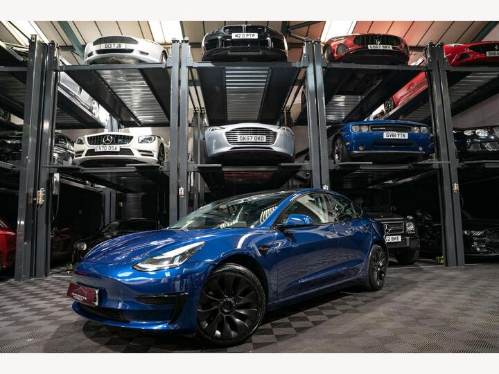 Tesla MODEL 3 Standard Range Plus Auto RWD 4dr