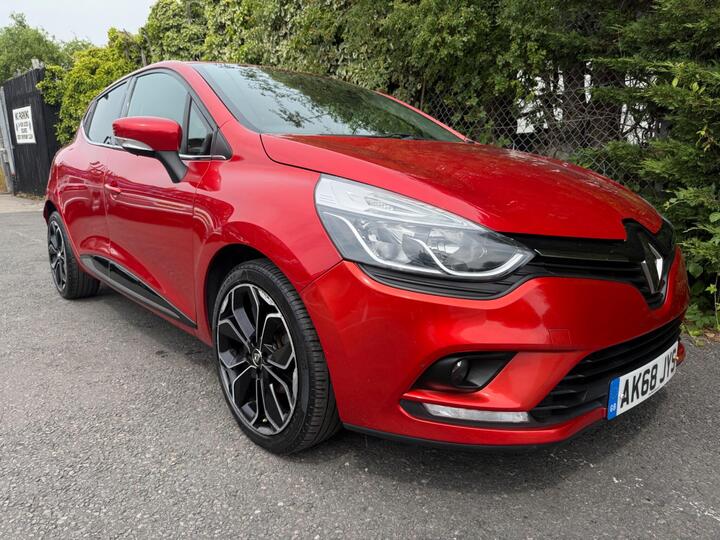 Renault Clio 0.9 TCe Iconic Euro 6 (s/s) 5dr