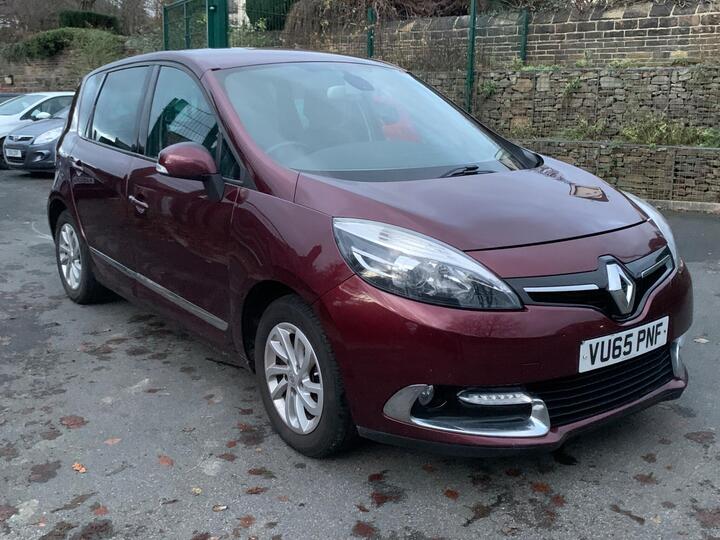 Renault Scenic 1.5 DCi Dynamique Nav Euro 6 (s/s) 5dr Renault Scenic 1.5 DCi Dynamique Nav Euro 6 (s/s) 5dr