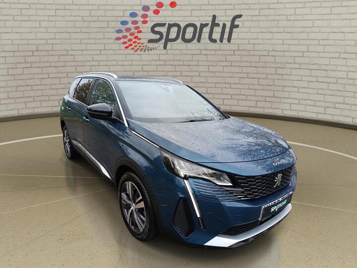 Peugeot 5008 1.2 PureTech Allure Premium + EAT Euro 6 (s/s) 5dr Peugeot 5008 1.2 PureTech Allure Premium + EAT Euro 6 (s/s) 5dr