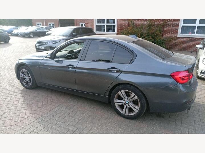 BMW 3 Series 1.5 318i Sport Auto Euro 6 (s/s) 4dr