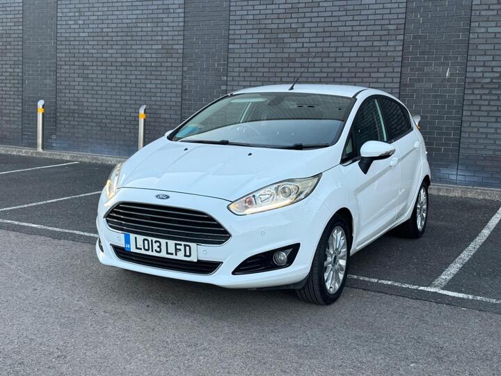 Ford Fiesta 1.0T EcoBoost Titanium X Euro 5 (s/s) 5dr