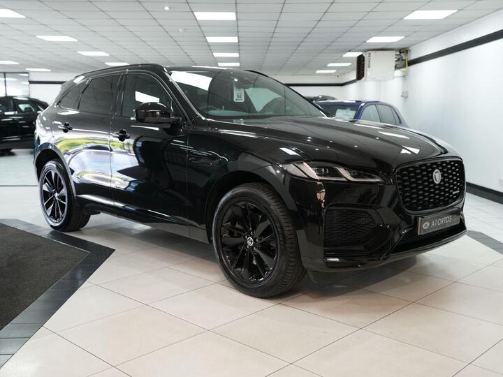 Jaguar F-PACE 2.0 D200 MHEV R-Dynamic SE Black Auto AWD Euro 6 (s/s) 5dr