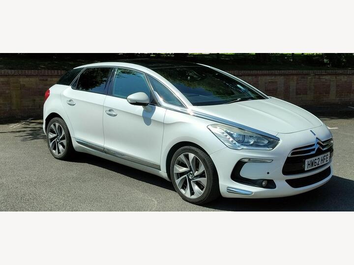 Citroen DS5 2.0 HDi DStyle Euro 5 5dr Citroen DS5 2.0 HDi DStyle Euro 5 5dr