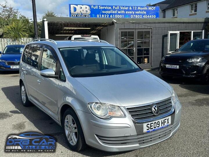 Volkswagen Touran 1.9 TDI BlueMotion Tech SE 5dr (7 Seats) Volkswagen Touran 1.9 TDI BlueMotion Tech SE 5dr (7 Seats)