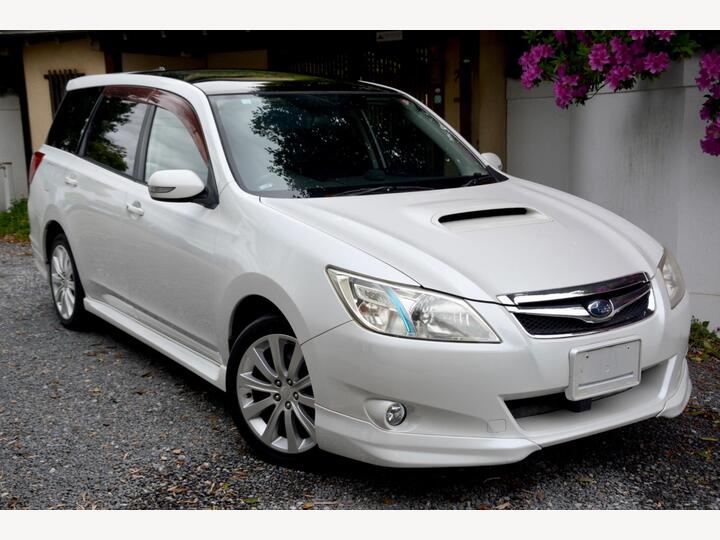 Subaru Exiga 2.0 GT Turbo AWD-Glass Roof-Seven Seater