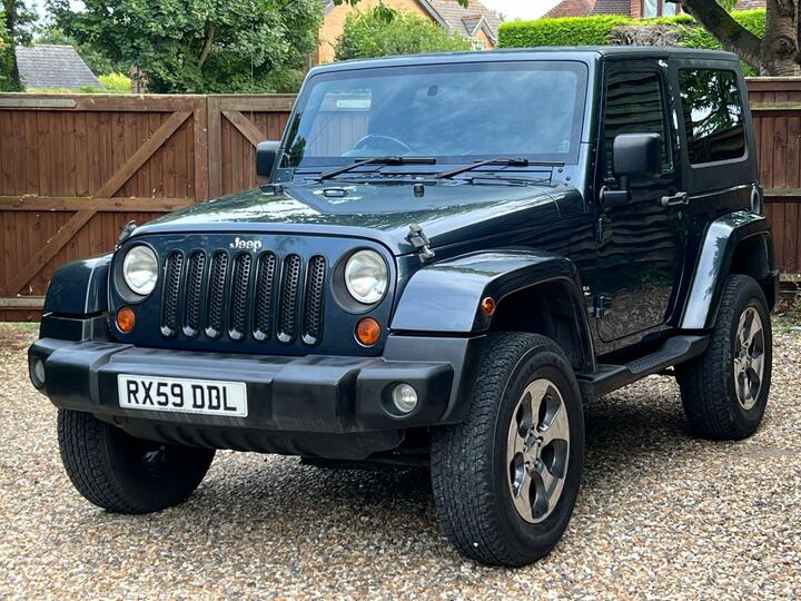 Jeep Wrangler 3.8 V6 Sahara Automatic Jeep Wrangler 3.8 V6 Sahara Automatic
