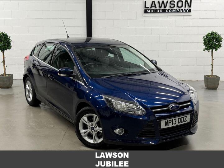 Ford FOCUS 1.0T EcoBoost Zetec Euro 5 (s/s) 5dr