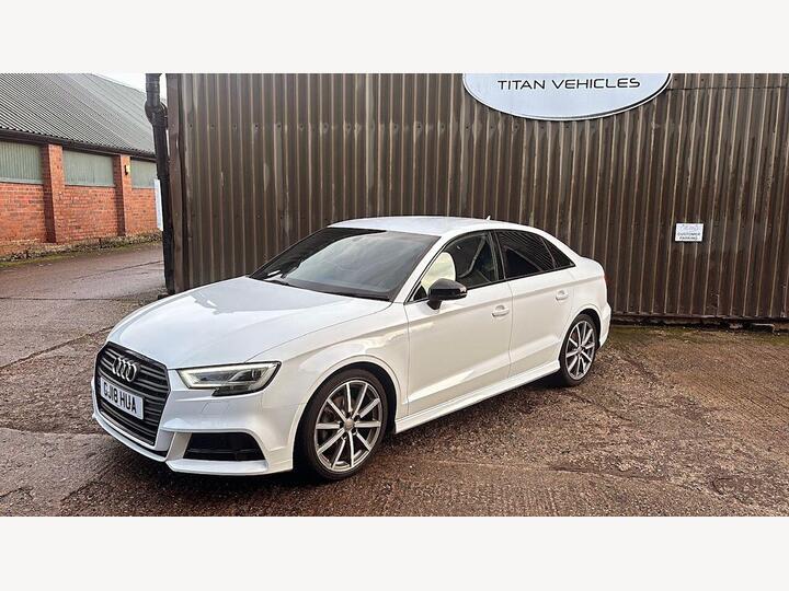 Audi A3 1.4 TFSI CoD Black Edition S Tronic Euro 6 (s/s) 4dr